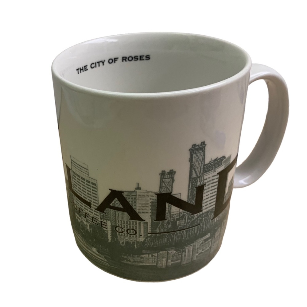 VTG Starbucks 2002 PORTLAND Skyline Architectural Collectible Coffee Cup 18 oz
